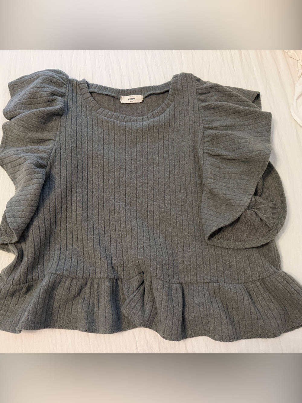 entro Green Ruffle Sleeve Ribbed Sweater Top